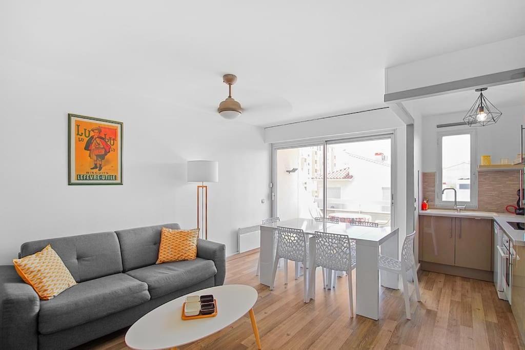 Appartement Calme Et Moderne Avec Vue Mer 74 Canet-en-Roussillon Luaran gambar