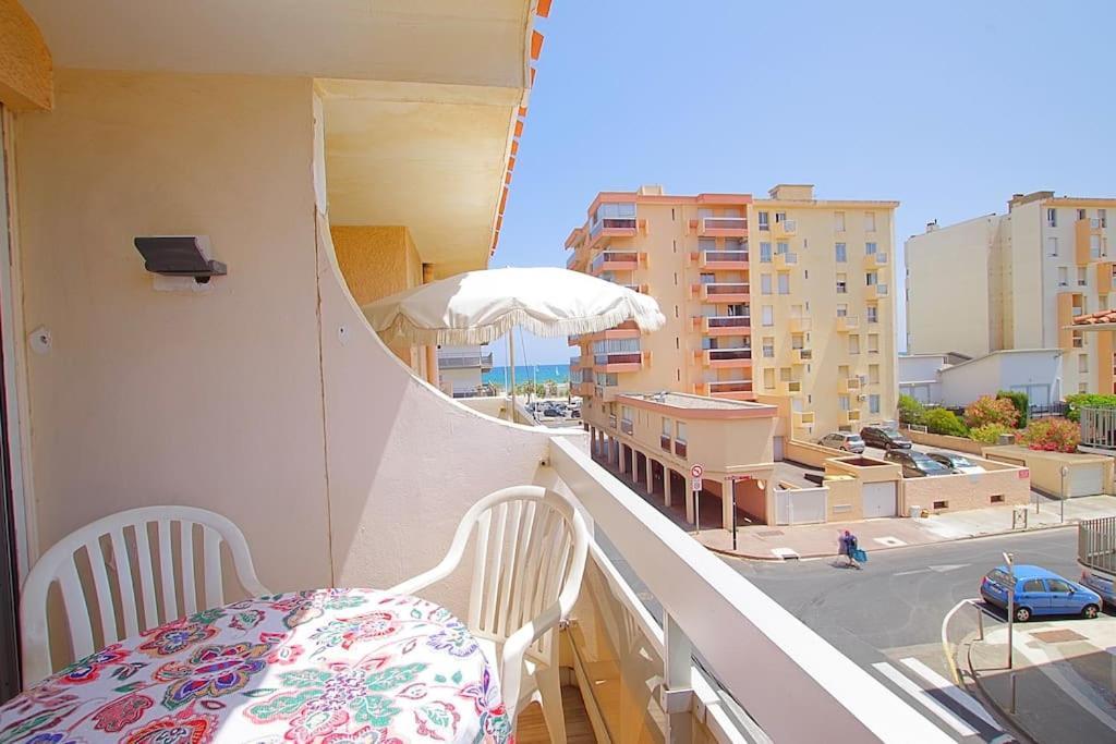 Appartement Calme Et Moderne Avec Vue Mer 74 Canet-en-Roussillon Luaran gambar