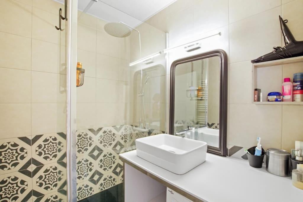 Appartement Calme Et Moderne Avec Vue Mer 74 Canet-en-Roussillon Luaran gambar